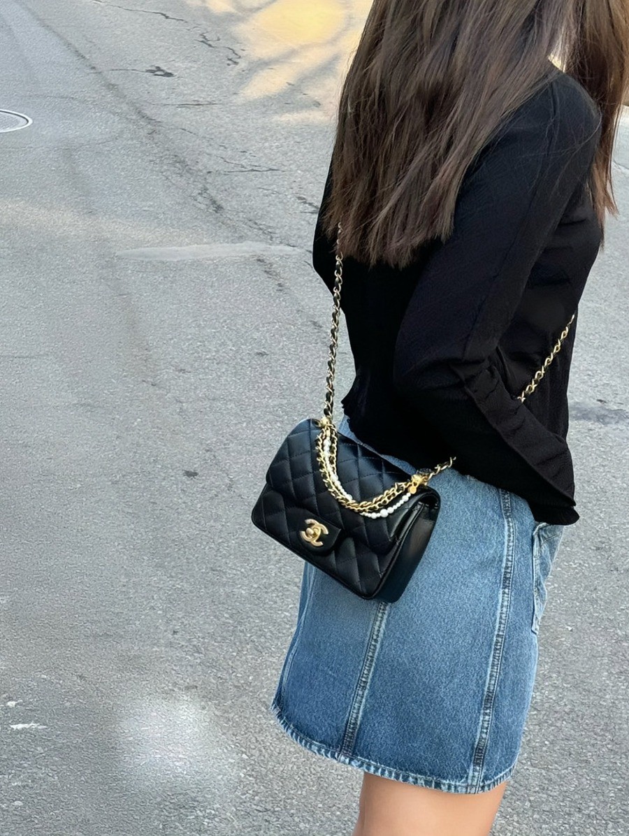 24P春夏 珍珠鏈條口蓋包 黑色_7