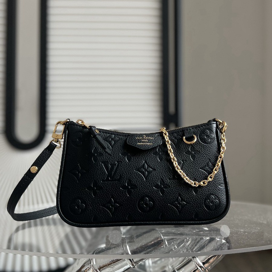 EASY POUCH ON STRAP 手袋M80349_1