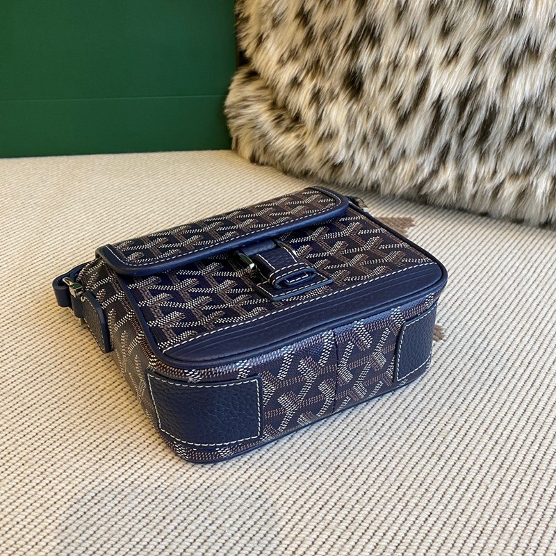 Beluga Mini斜背包_7