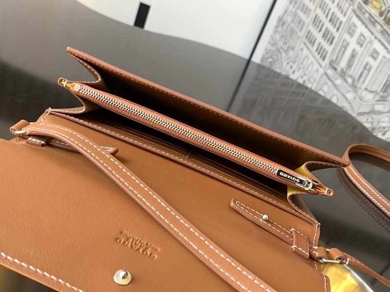 Varenne 斜背錢包_6