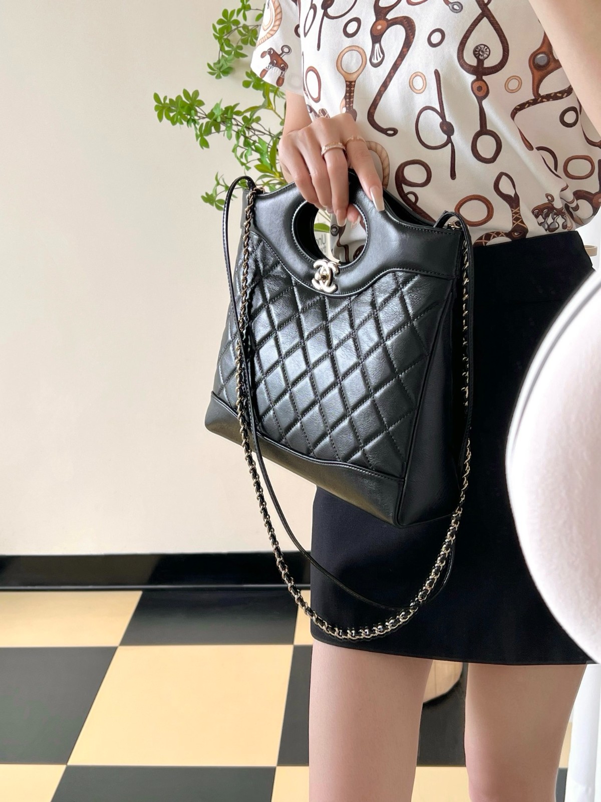 31Bag小號亮面小羊皮 黑色_7