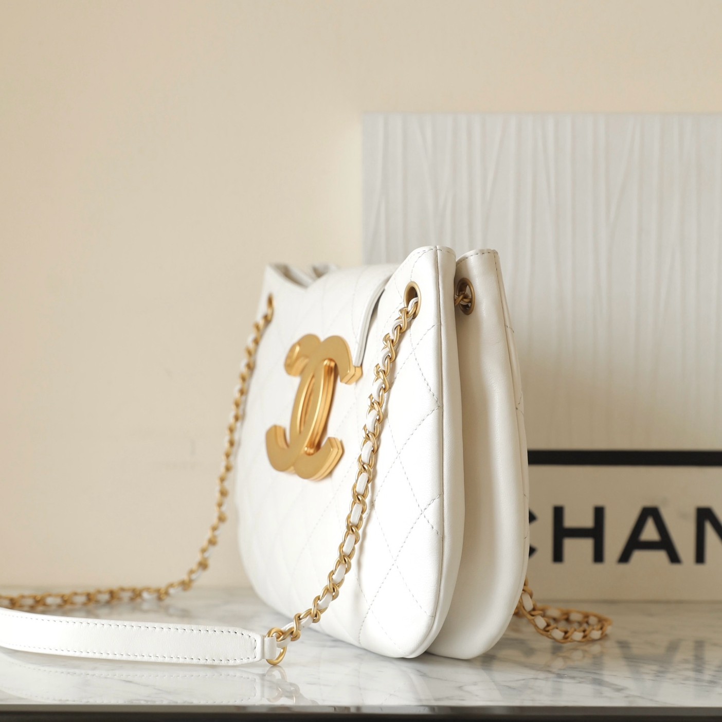 24C 大Logo圓挎包 白色大號_2