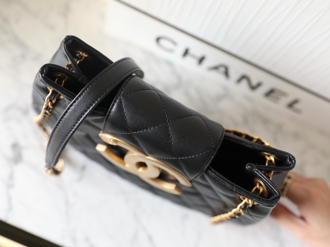 24C 大Logo圓挎包 黑色大號_3