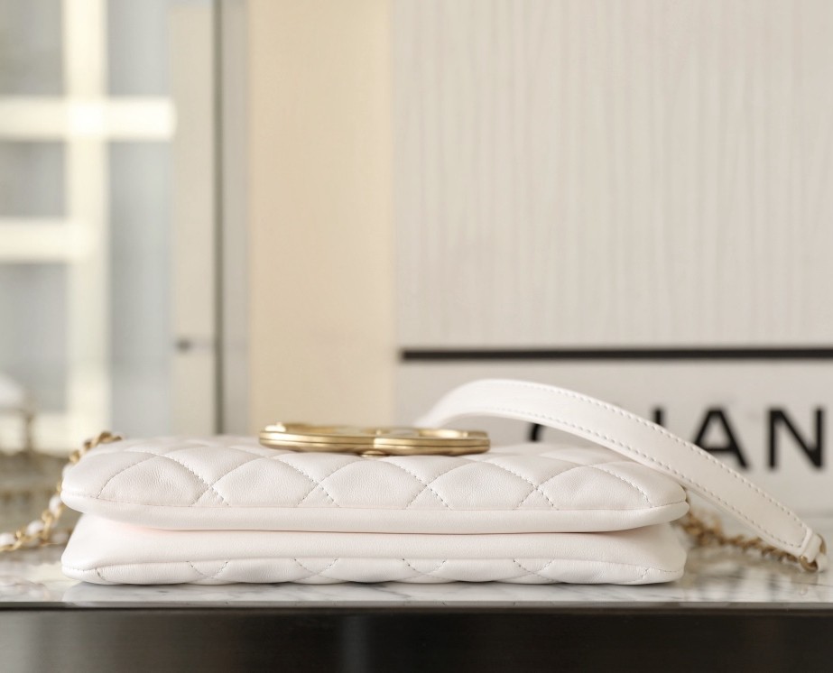 24C 大Logo法棍包 白色_5