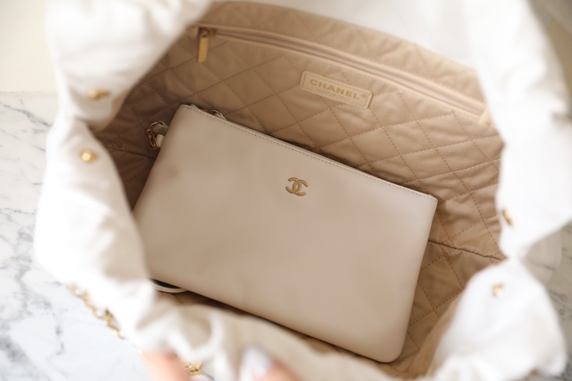 24C 橫款22Bag白色/金扣_6