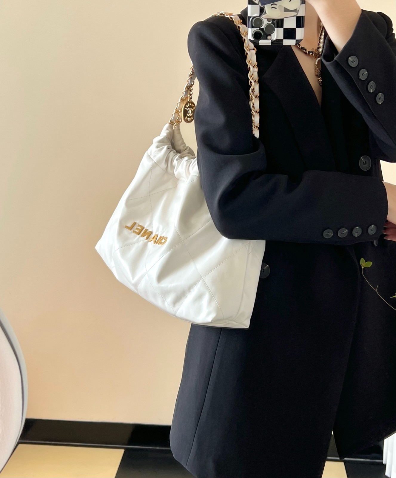 24C 橫款22Bag白色/金扣_8