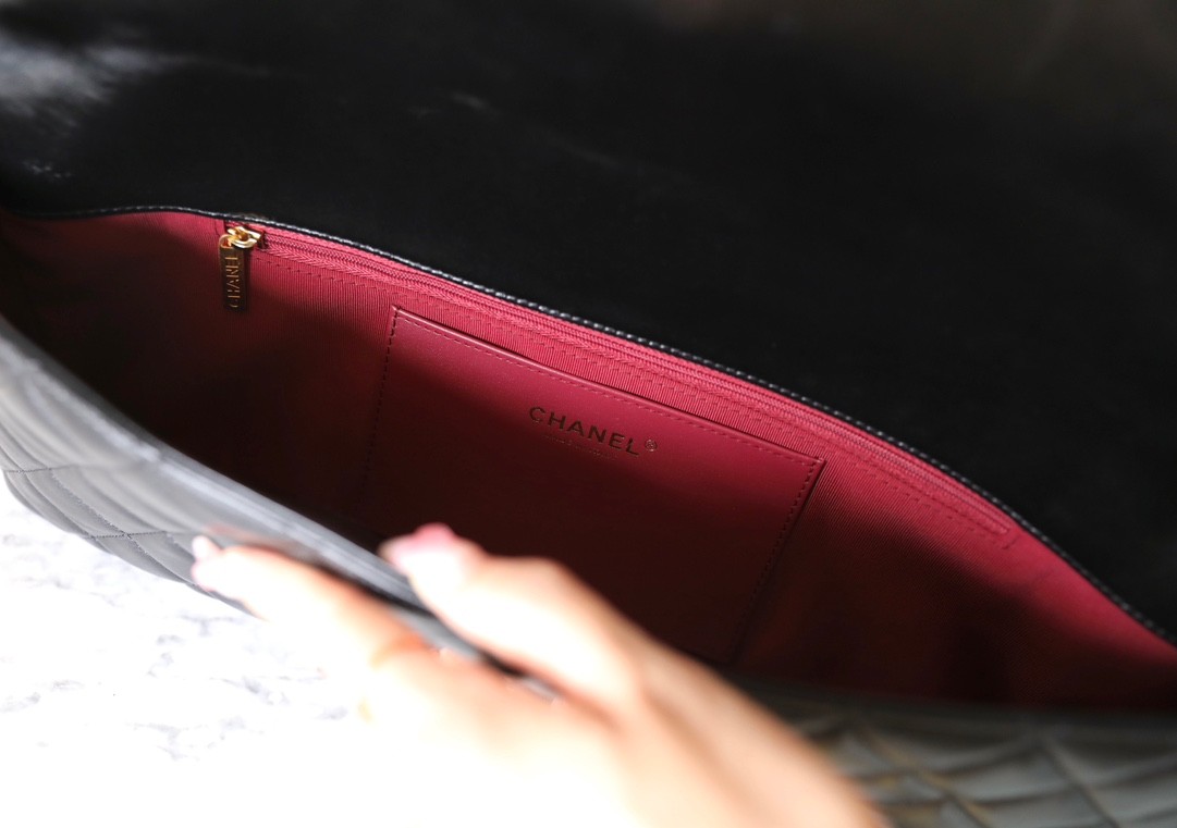 24A Maxi法棍手拿包 黑色_5