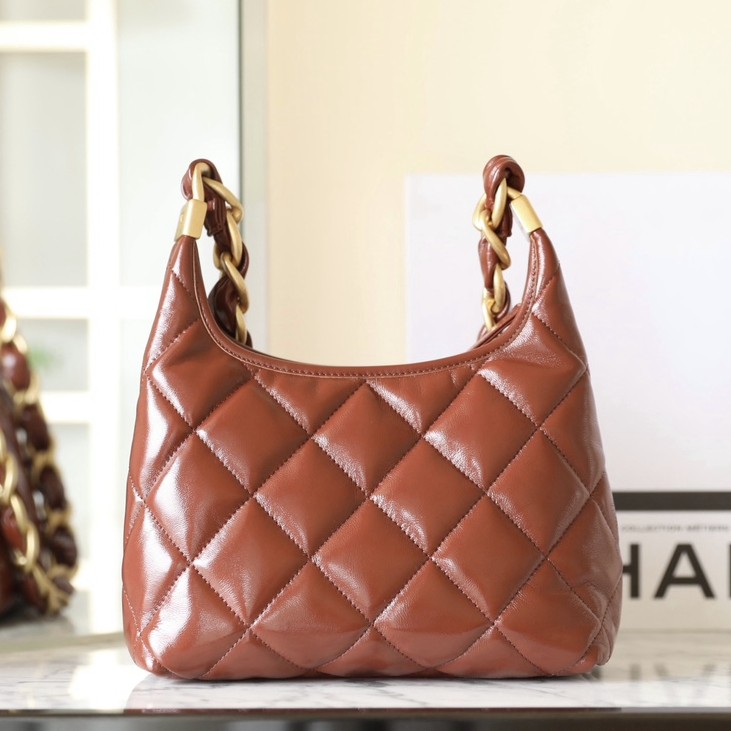 24A亮羊皮腋下包焦糖色 小號_3