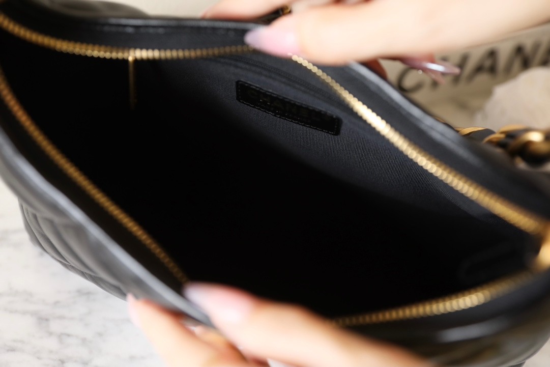 24A流浪腋下包 黑色 中號_6