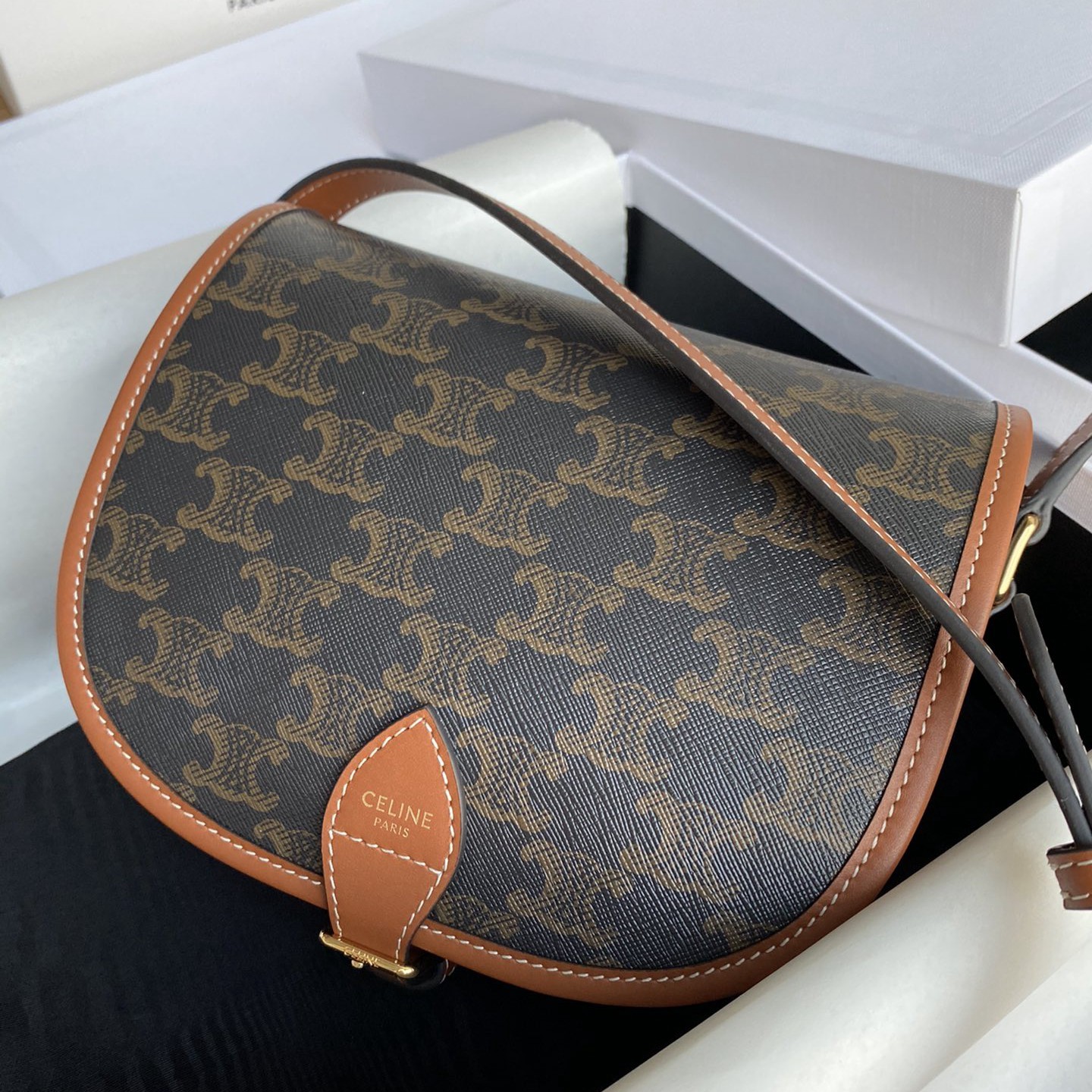 Folco經典老花馬鞍包_3