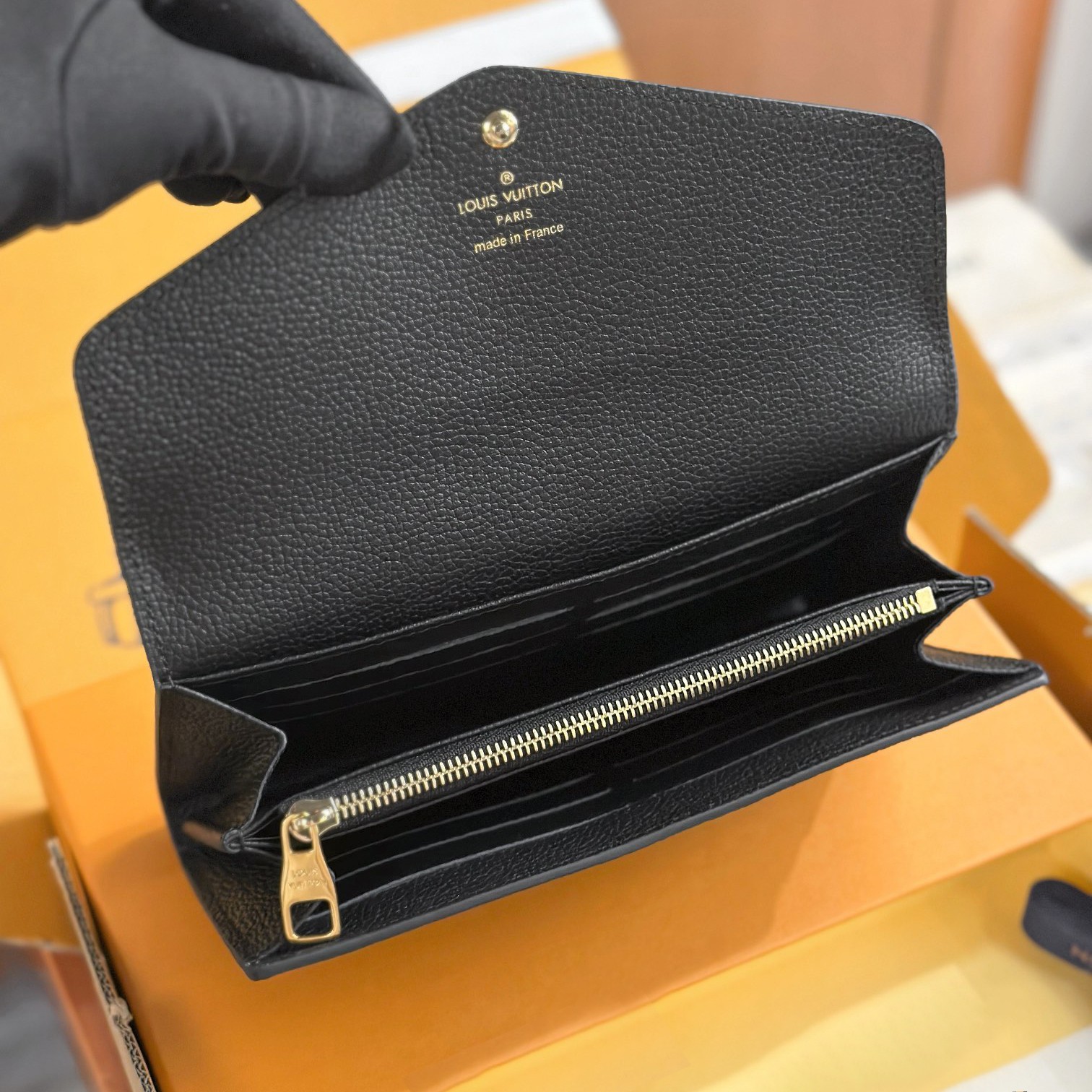 Sarah信封錢夾 黑色_4