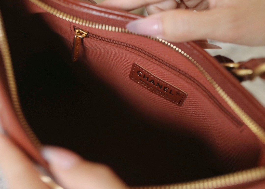 24A 流浪腋下包 中號焦糖色_4