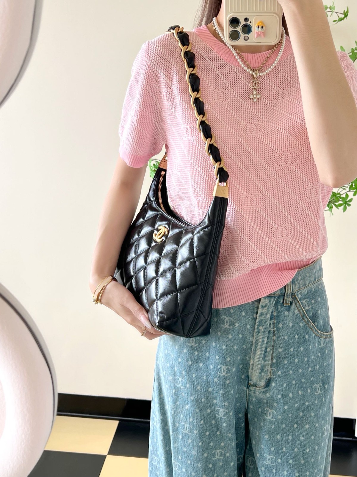 24A 流浪腋下包 中號黑色_8