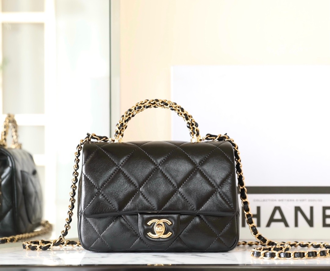 24B秋冬擰鏈手柄口蓋包小號黑色_1