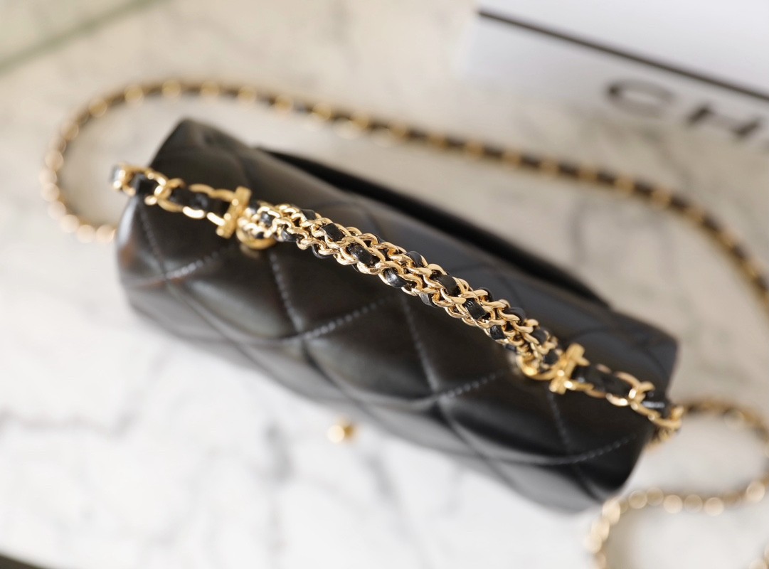 24B秋冬擰鏈手柄口蓋包小號黑色_4