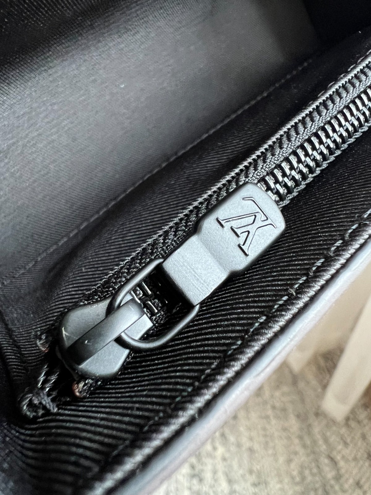 Steamer 迷你手袋 M83613_7