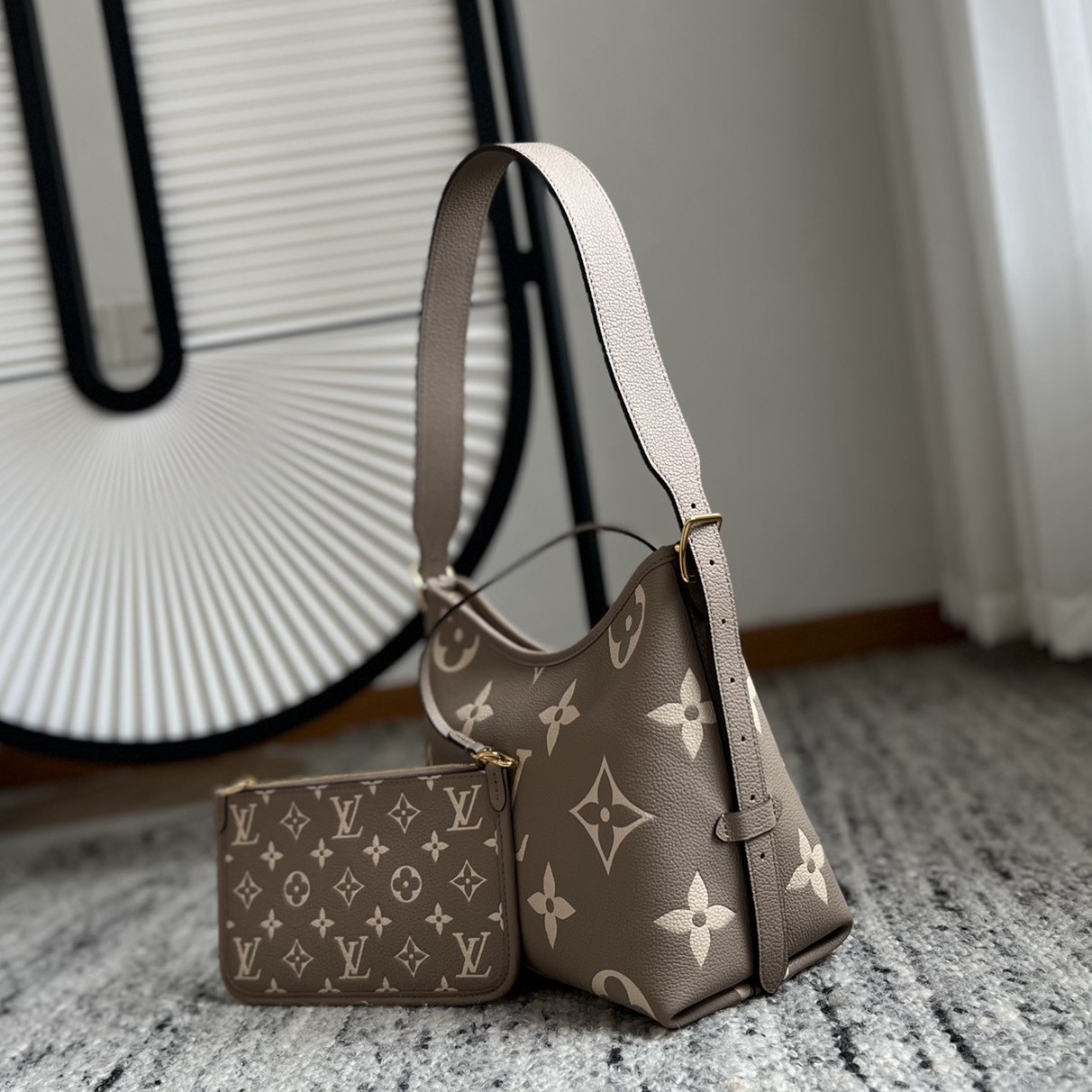 CarryAll 小號手袋 M47180_2