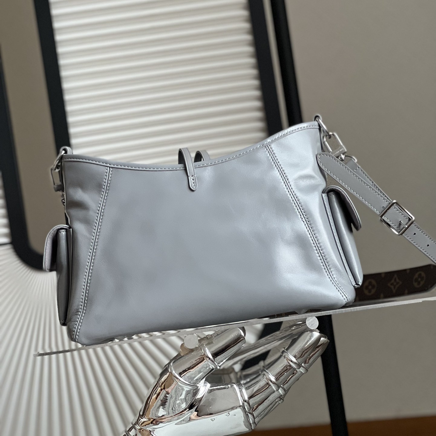 CarryAll Cargo 小號手袋 M12579_2