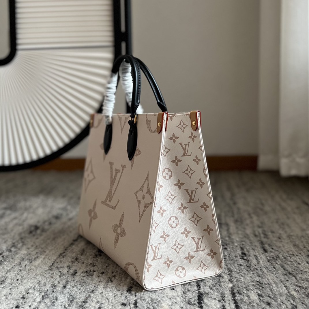 OnTheGo 中號手袋 M46912_2