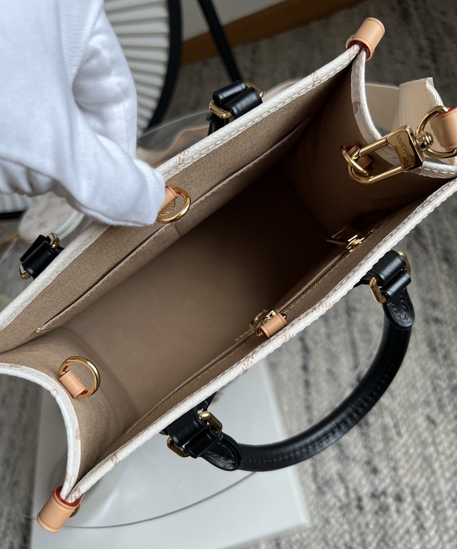 OnTheGo 小號手袋 M24533_3