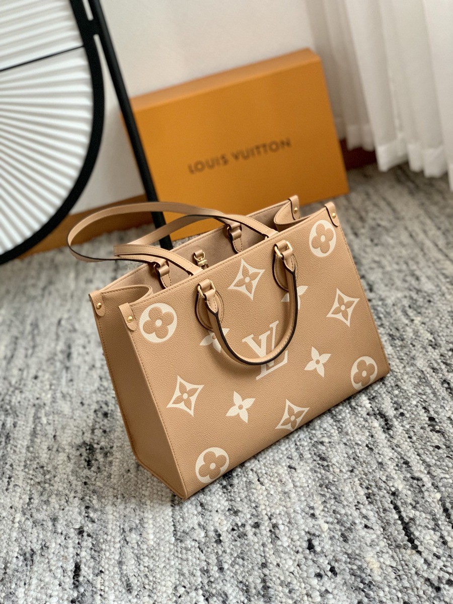 OnTheGo 中號手袋 M45982_6