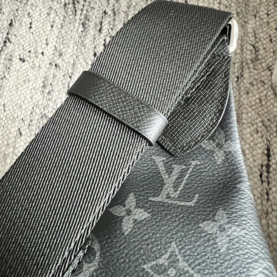 M30936 DUO 黑花腰包_7