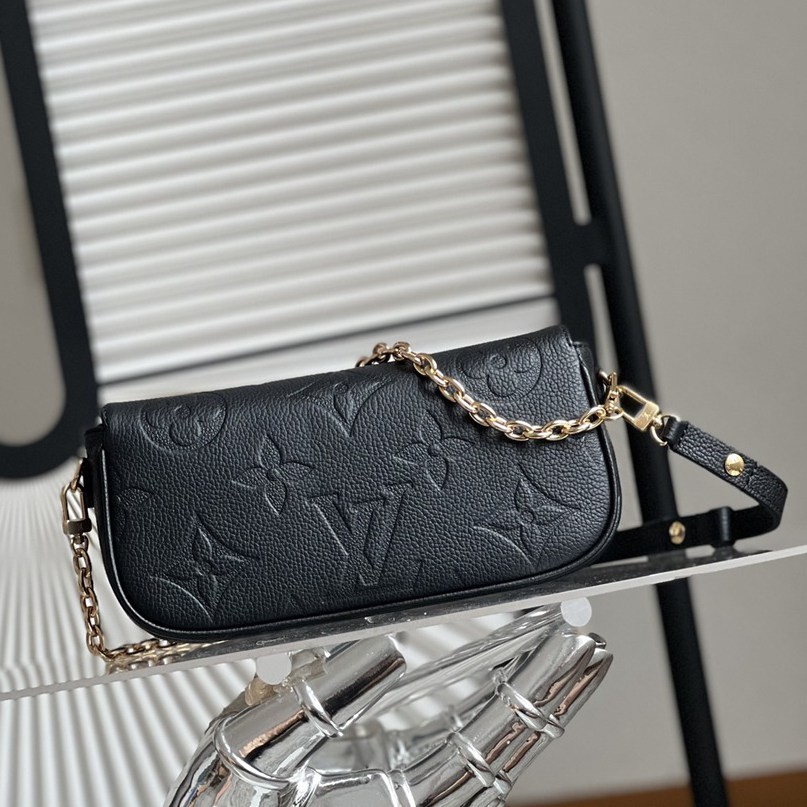M82154 Wallet On Chain Ivy 手袋黑色_6