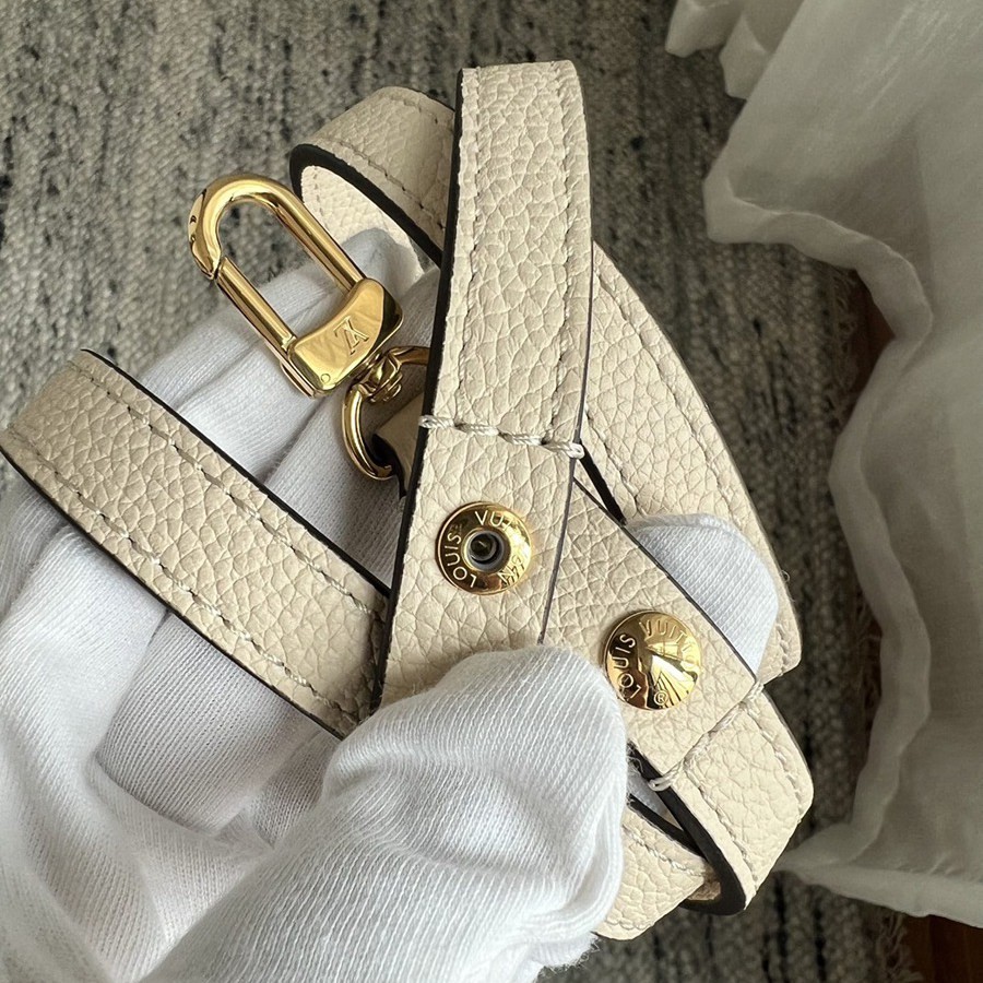 M82210 Wallet On Chain Ivy 手袋 奶白色_10