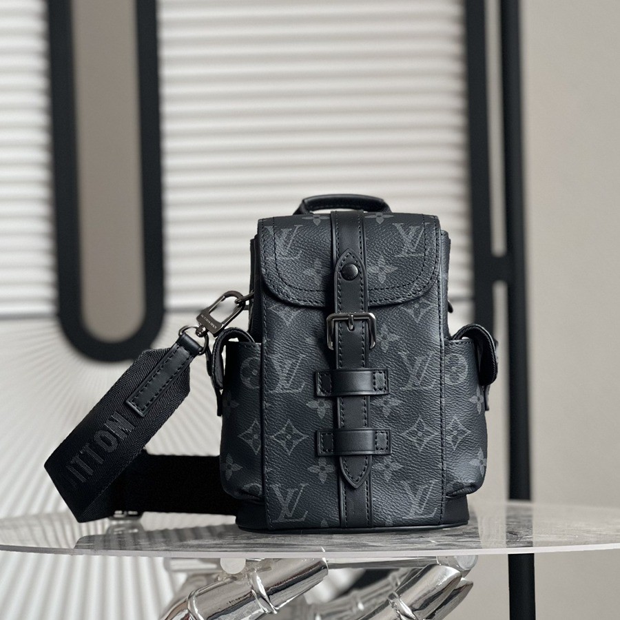 M82769 Nano Christopher 黑武士斜挎包_1