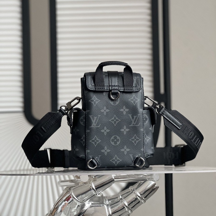 M82769 Nano Christopher 黑武士斜挎包_4