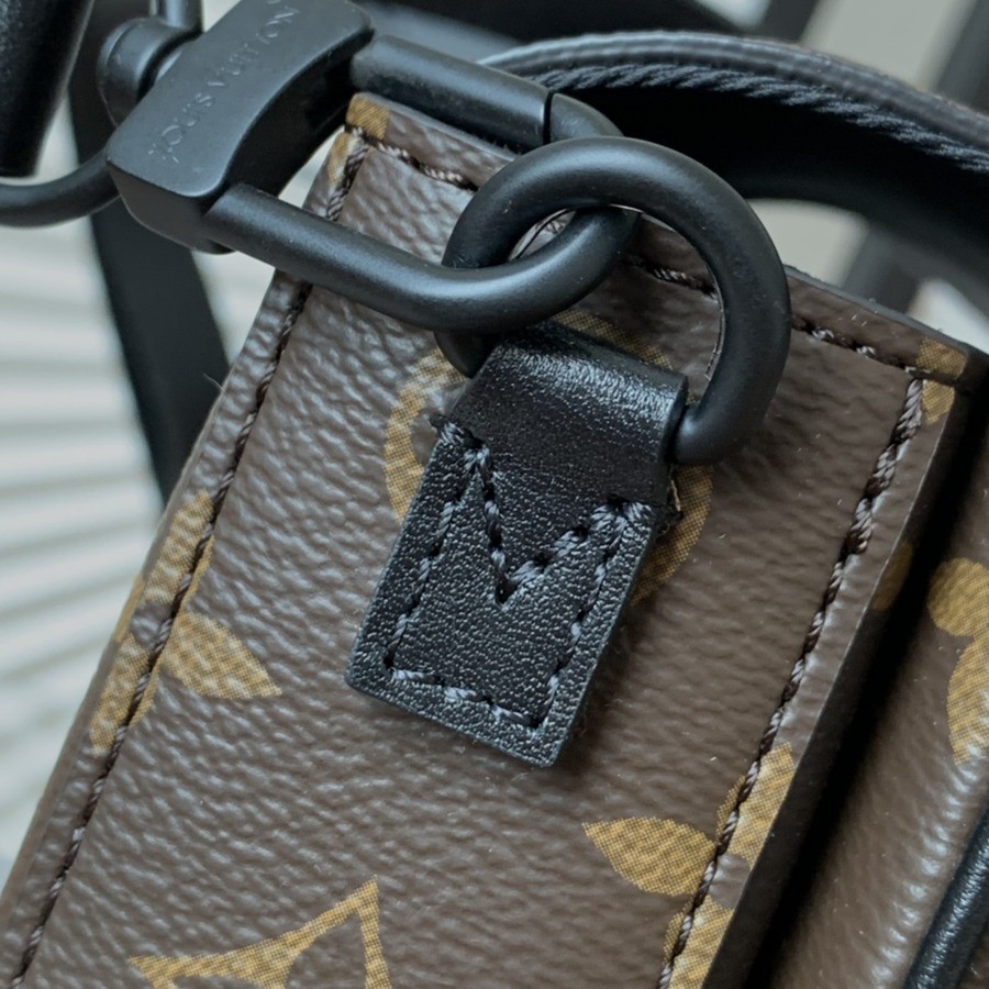 M81522 SLOCK VERTICAL 迷你手機包_5