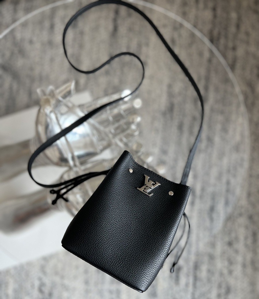 M68709 Nano Lockme Bucket 水桶包_4