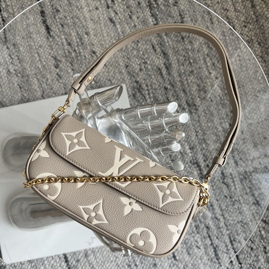 Wallet On Chain Ivy 手袋 M82211_4