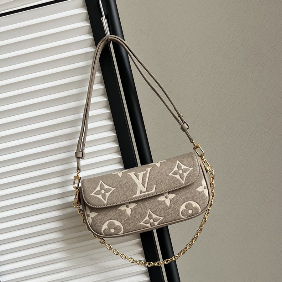 Wallet On Chain Ivy 手袋 M82211_12