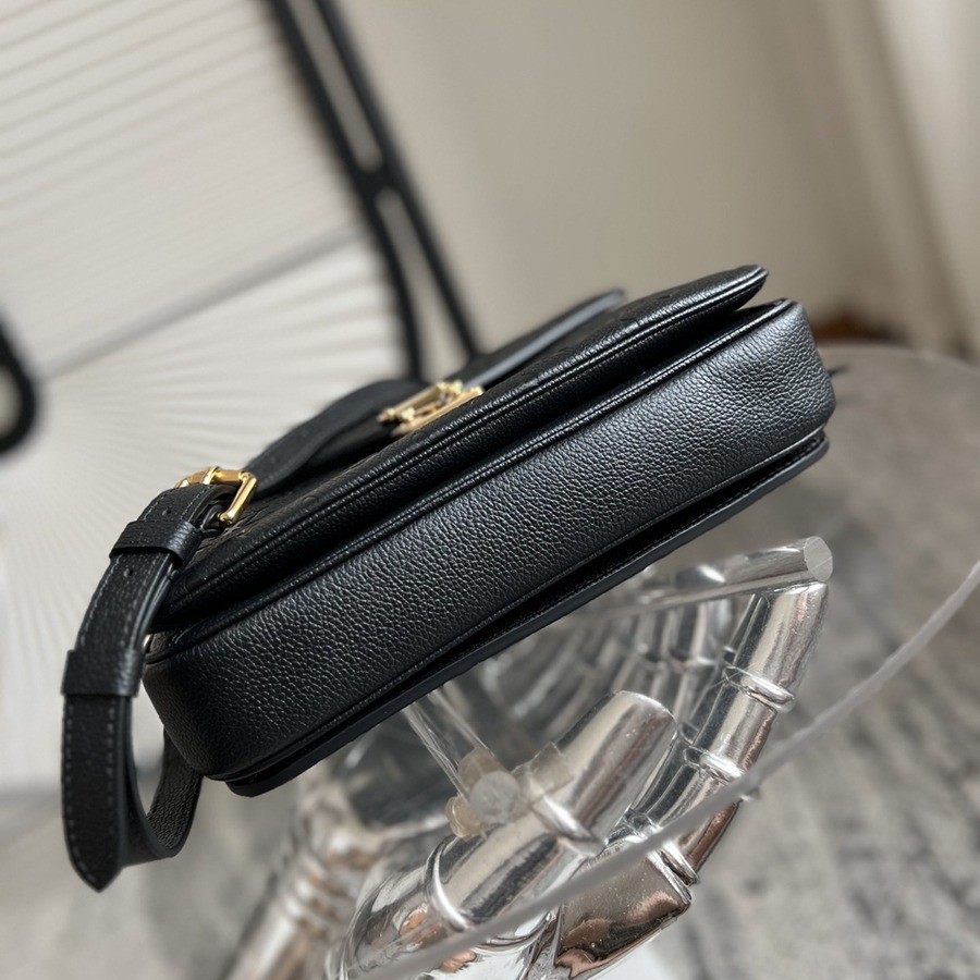 M41487 Pochette Metis郵差包_3