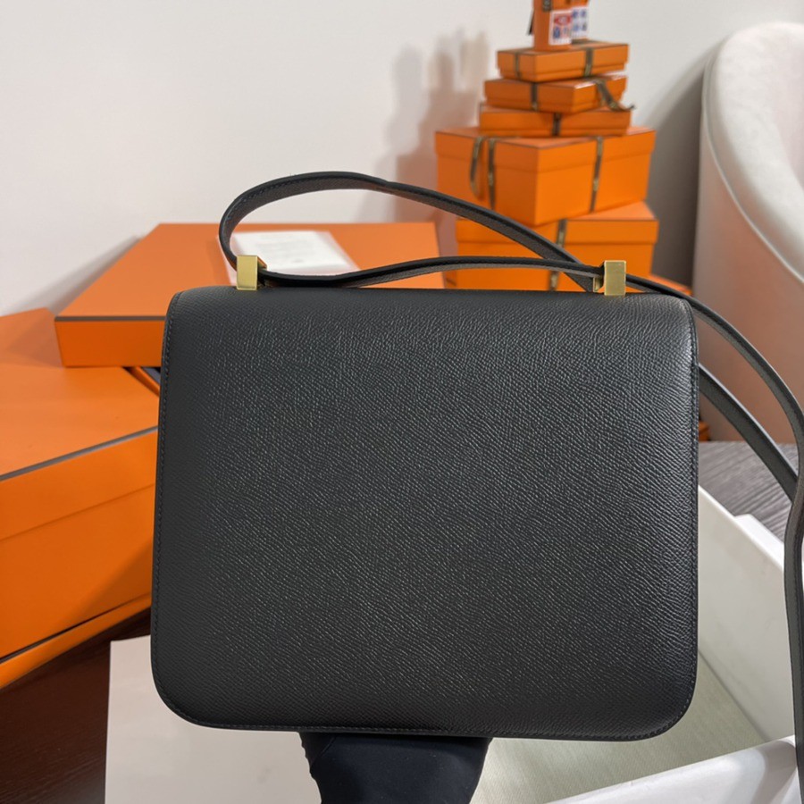 Constance 24 黑色金扣 Epsom皮_4