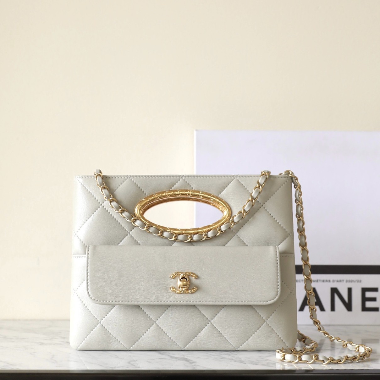 24B鏈條手拿包 奶灰色_1