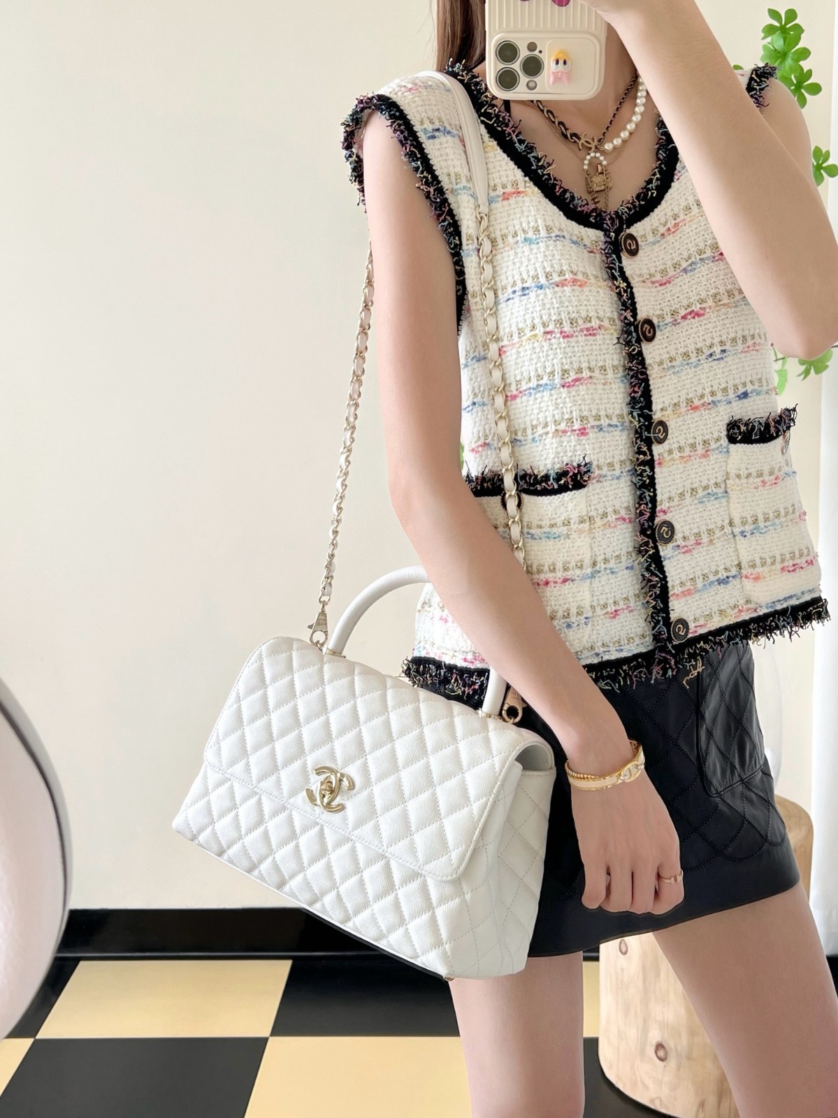 24A新版 CocoHandle手提口蓋包 白色 中號_4