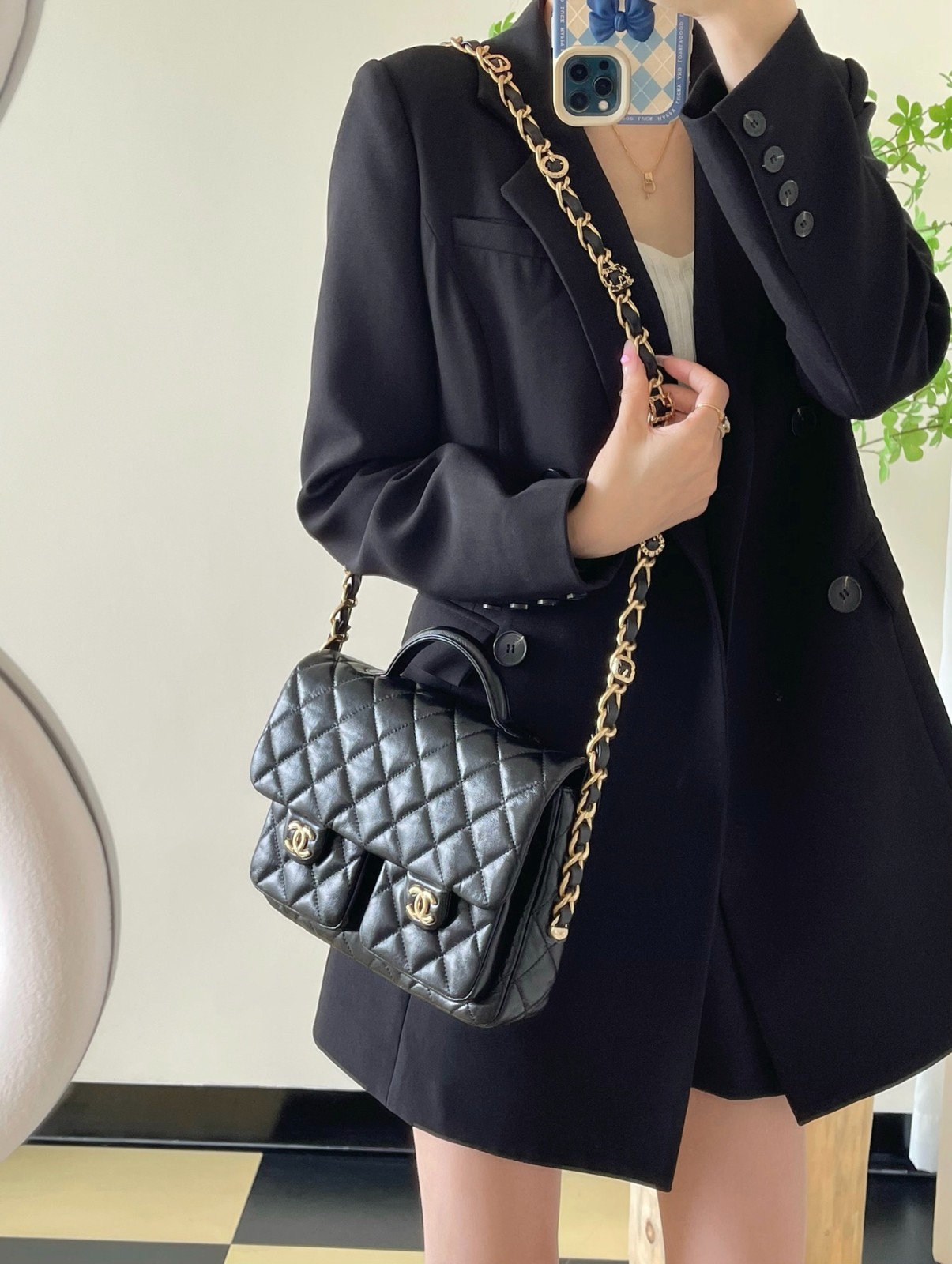 24A 手柄郵差包大號 黑色_4