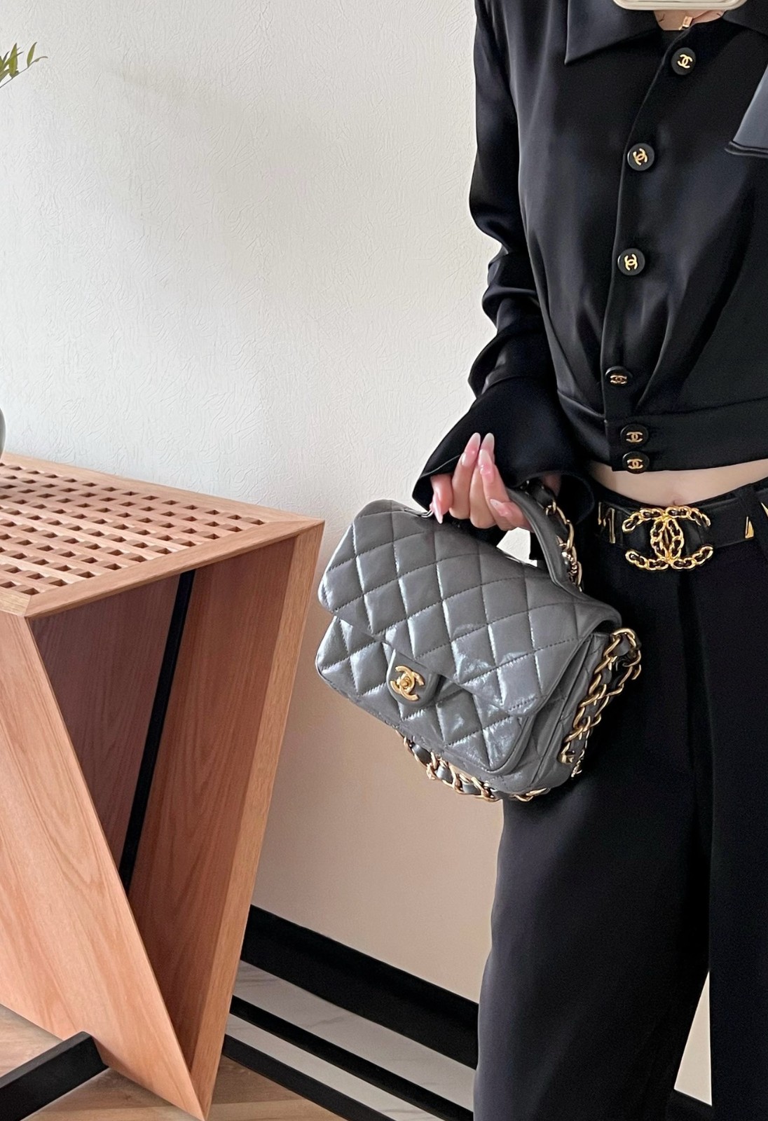 24A手柄郵差包小號 灰色_4