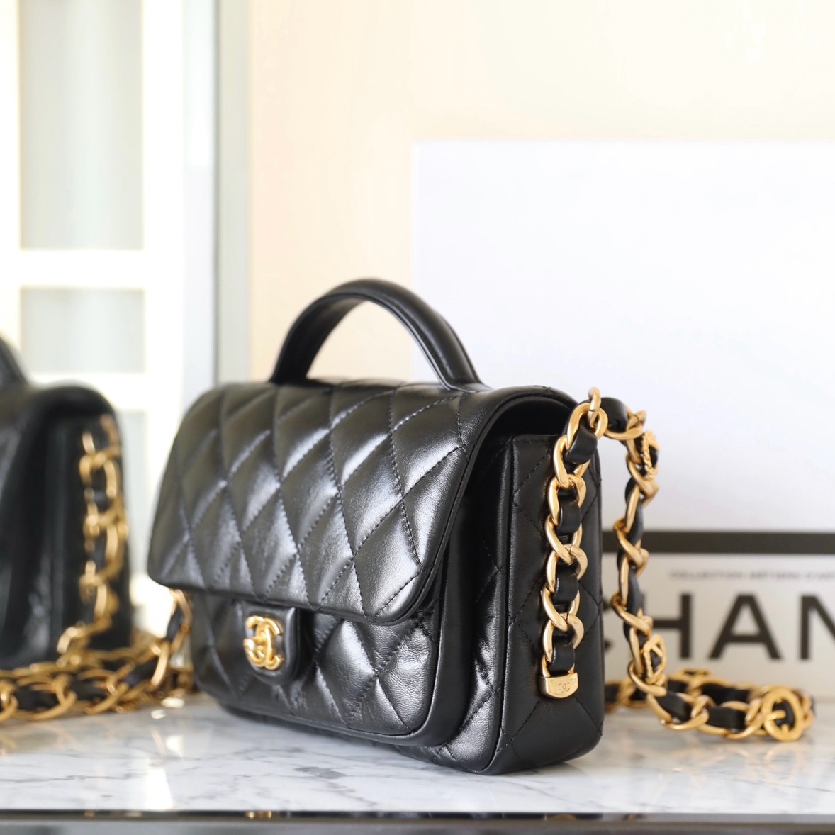 24A 手柄郵差包小號 黑色_5