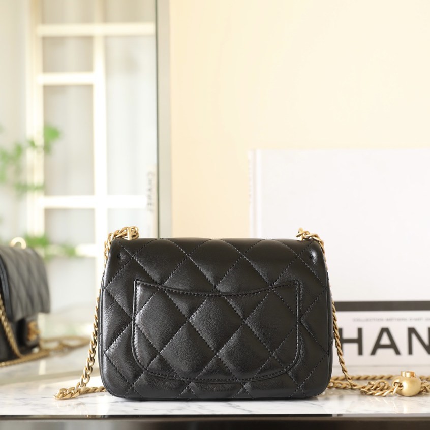 25C早春 愛心扣口蓋包 黑色 中號_4