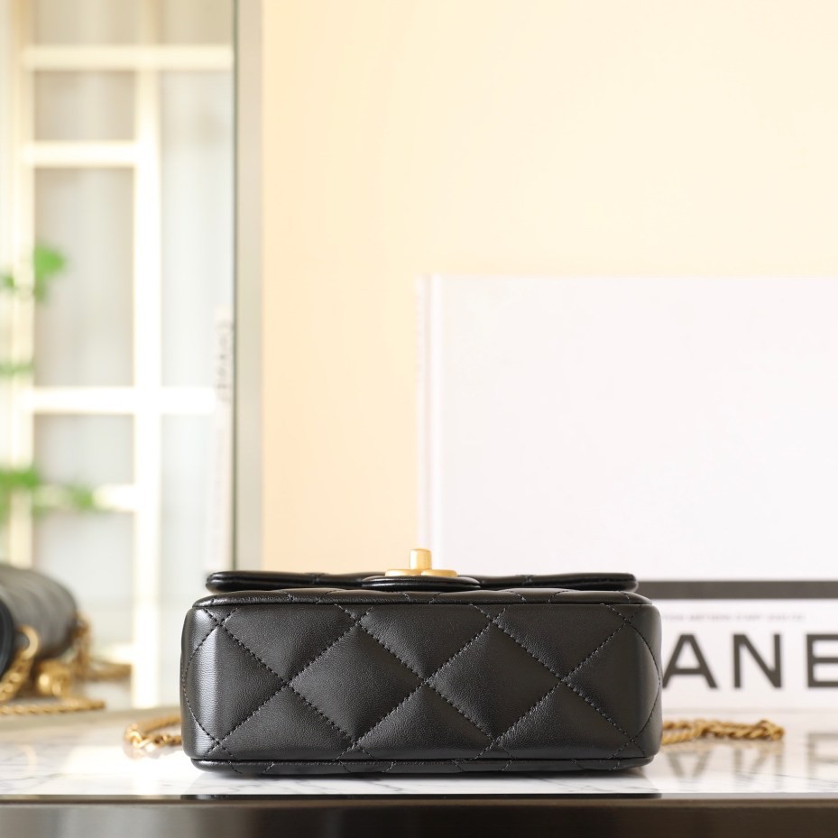 25C早春 愛心扣口蓋包 黑色 中號_6