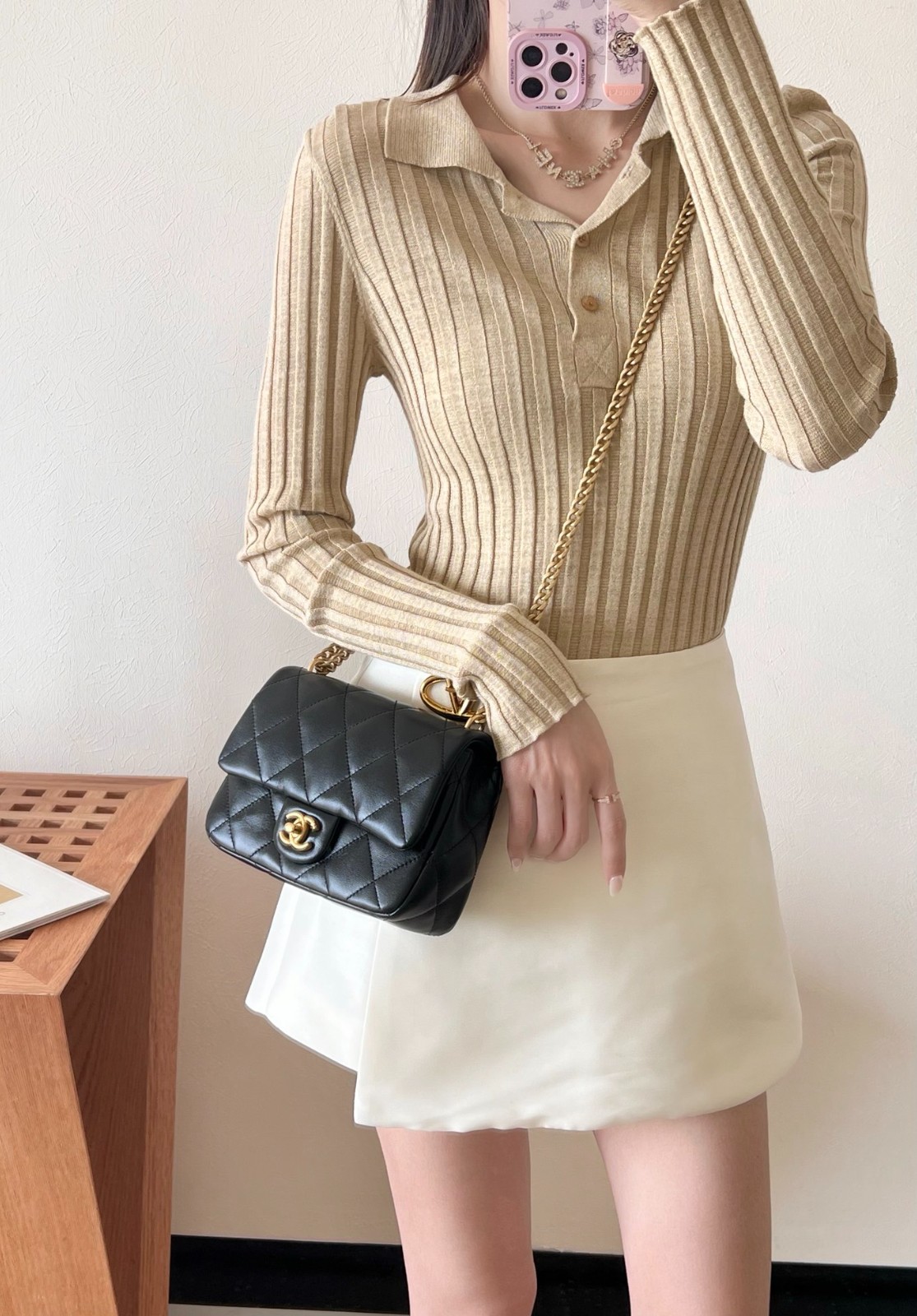 25C早春 愛心扣口蓋包 黑色 中號_2