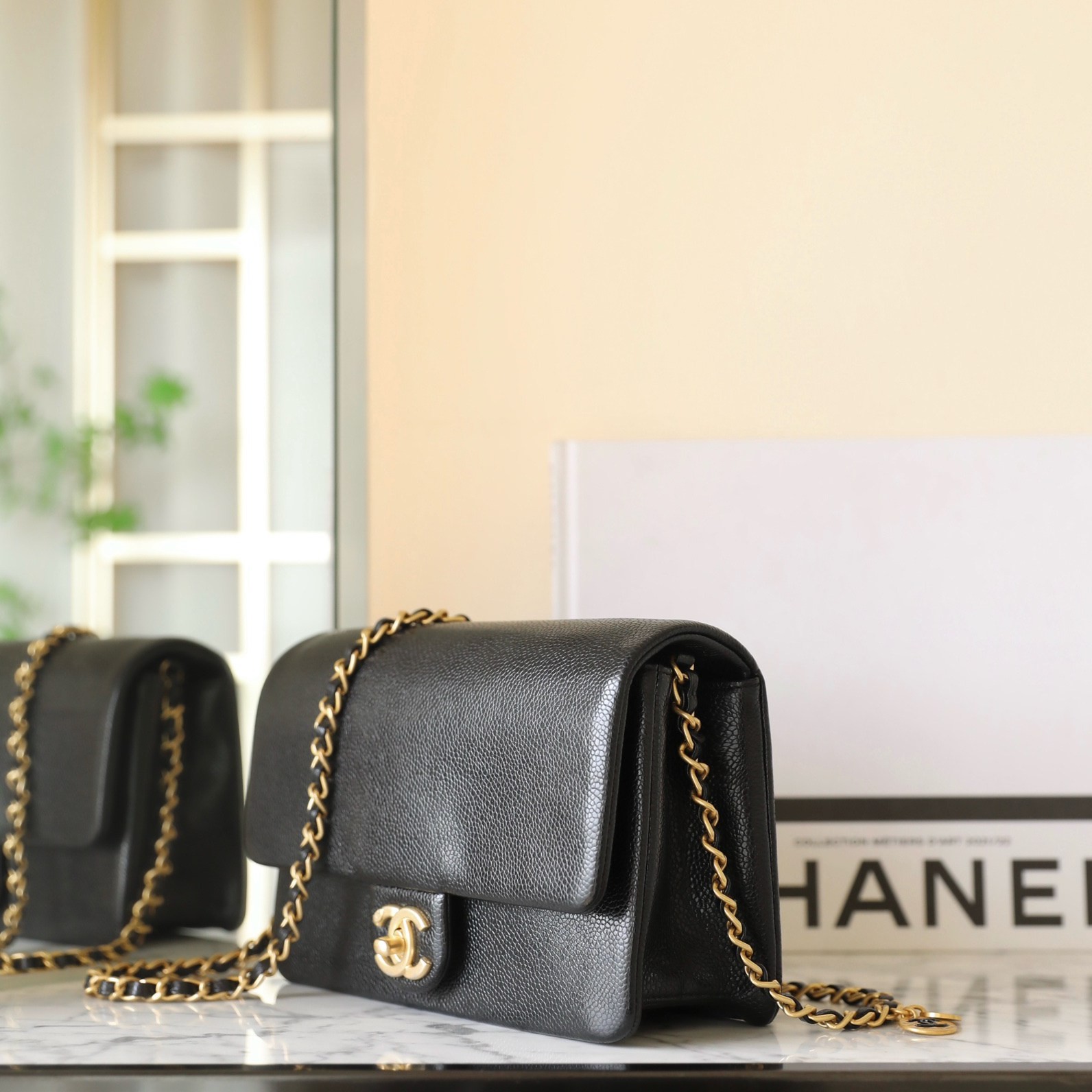 24K 魚子醬口蓋包 黑色中號_5