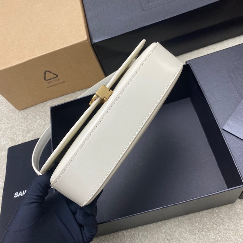 Voltaire皮革迷你肩背包 白色_4