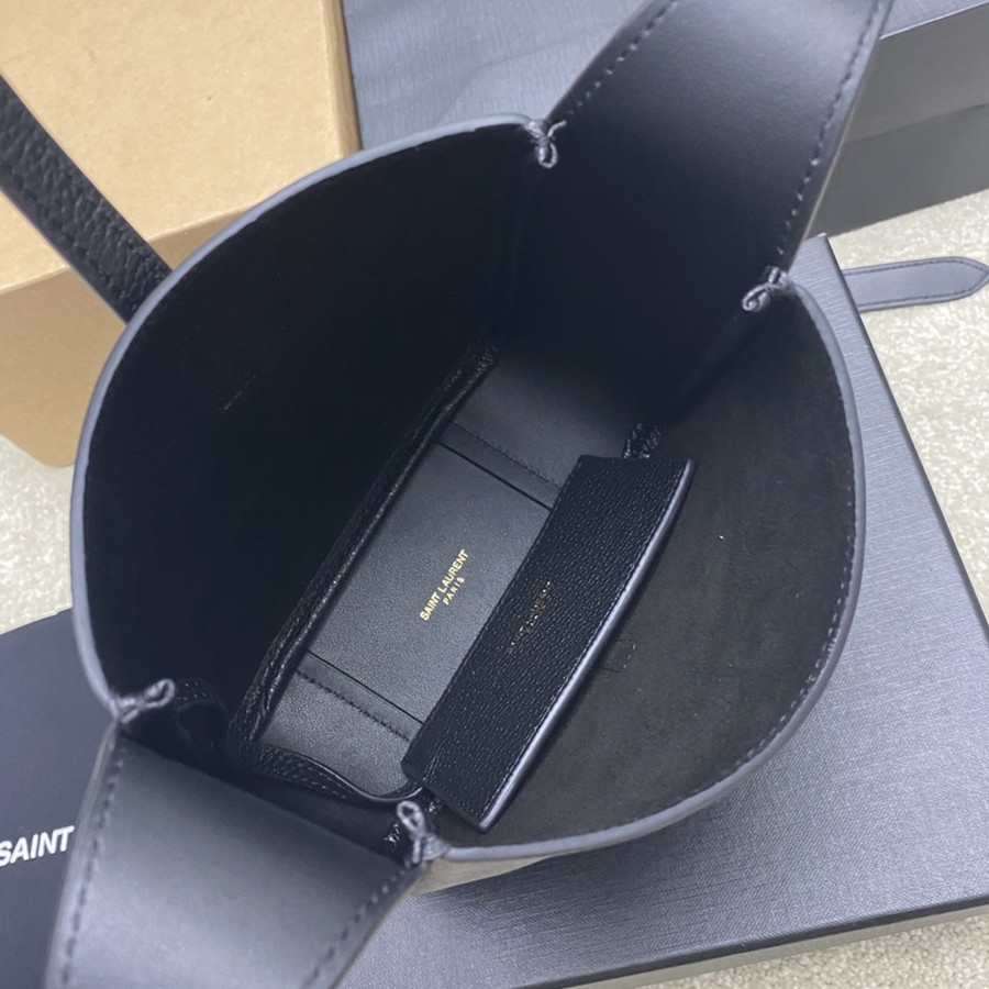 LE 5A7 Mini Hobo腋下包_6