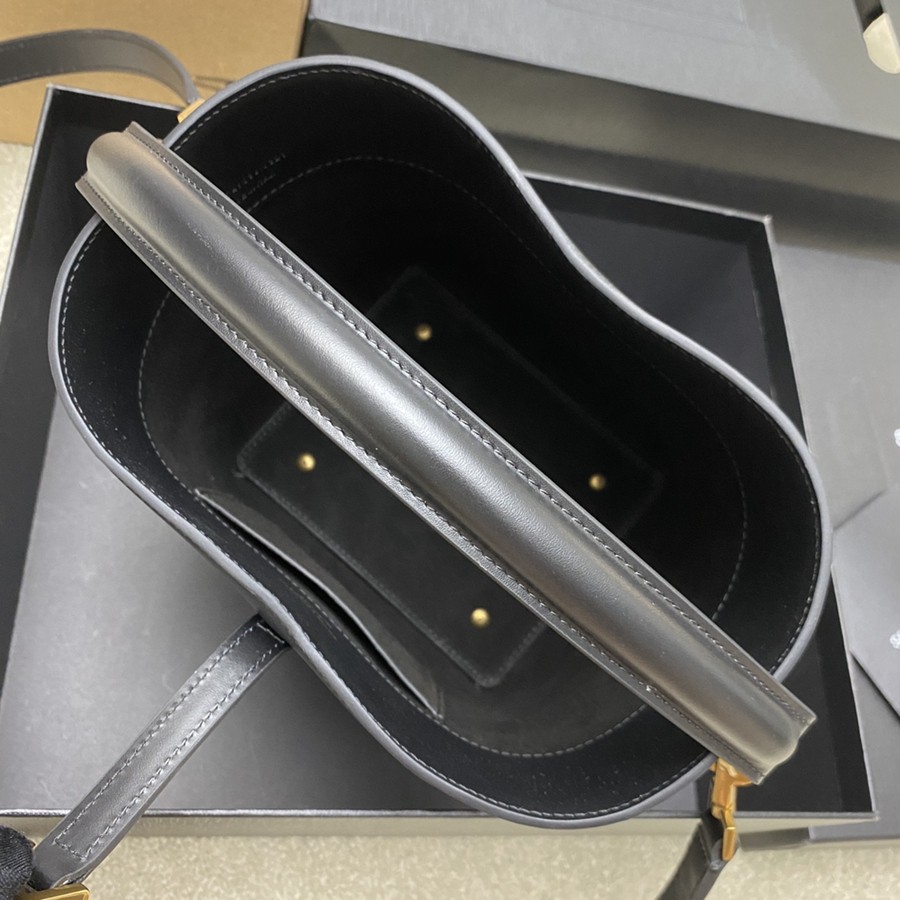 LE 37小號亮面皮革手袋_6