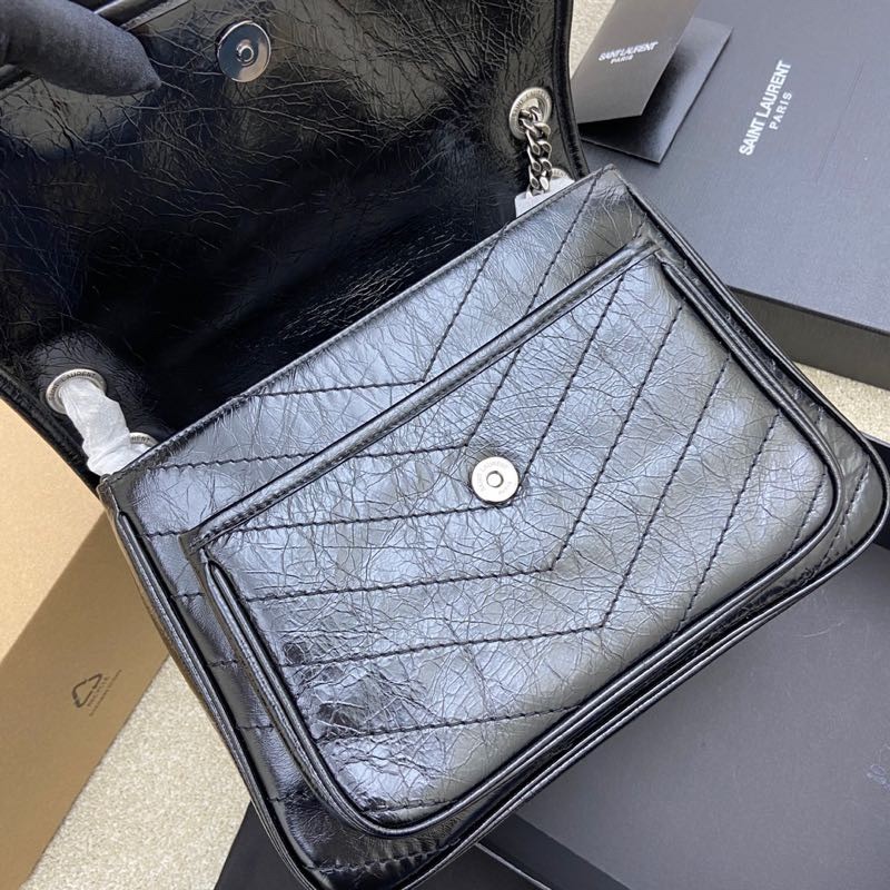 Niki中號復古皮革手袋 黑色_8