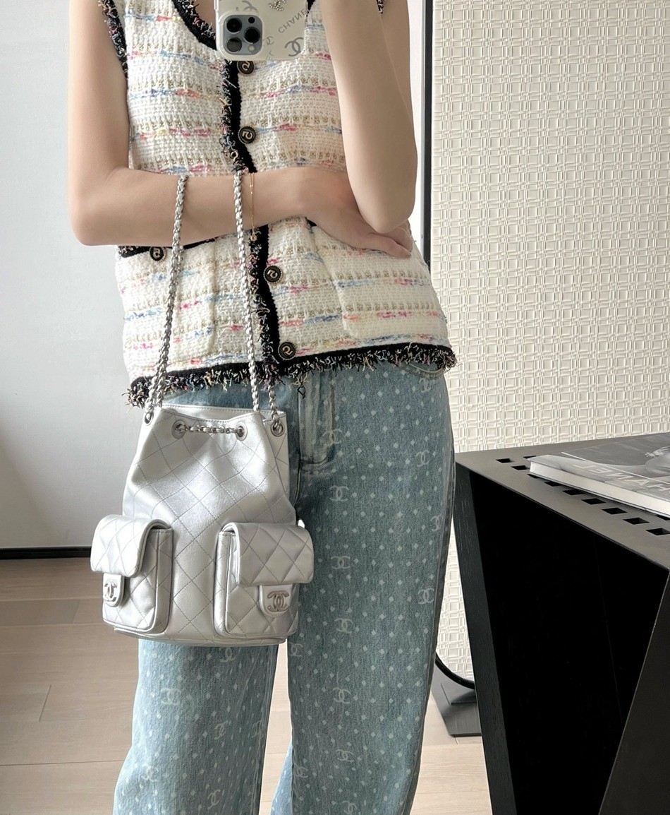 25C早春 抽繩雙肩背包 銀色_6